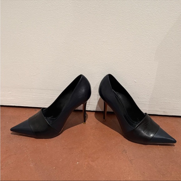 Celine Pointed Toe Navy and Black Heel - Picture 10 of 10